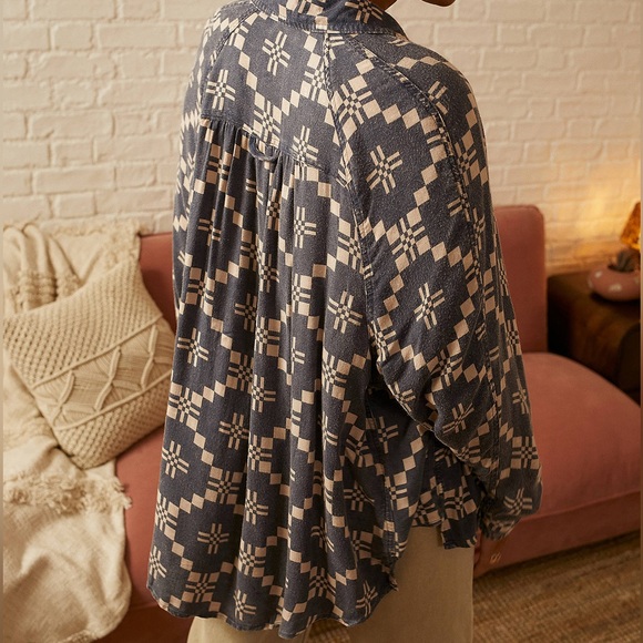 Urban Outfitters BDG Keanu Oversized Flannel Patterned Button Down Shirt - Picture 3 of 13